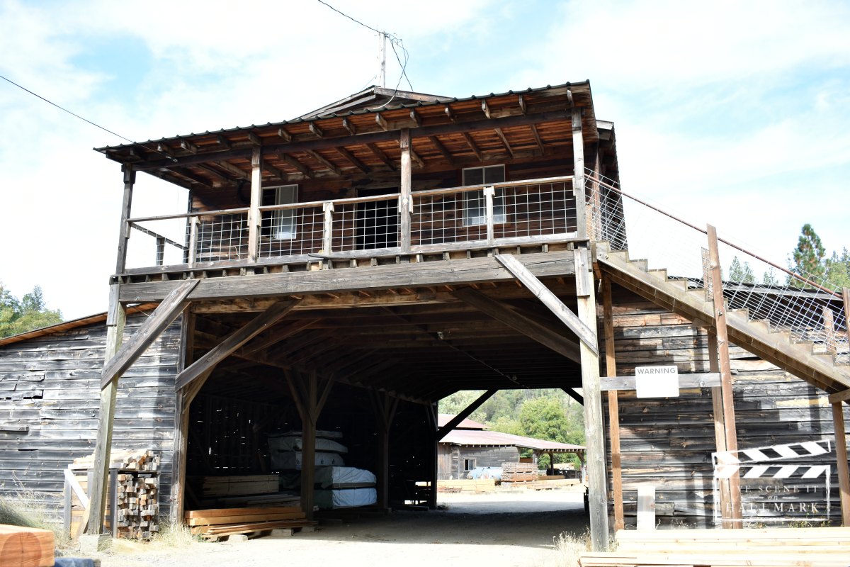 The Christmas Card film locations by Kerry at I've Scene It On Hallmark