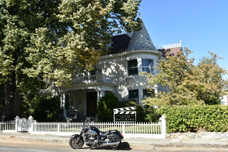 The Christmas Card film locations by Kerry at I've Scene It On Hallmark